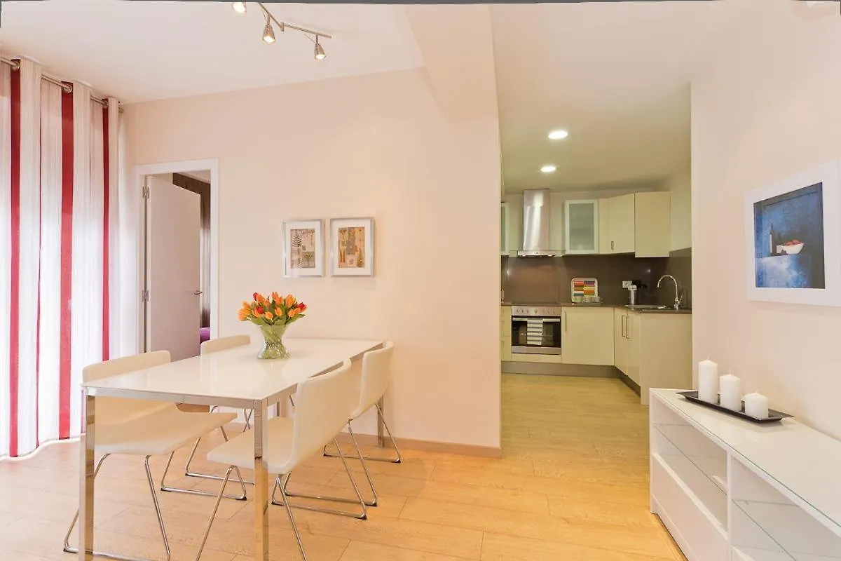 Apartment Comodo Apartamento En Les Corts Barcelona